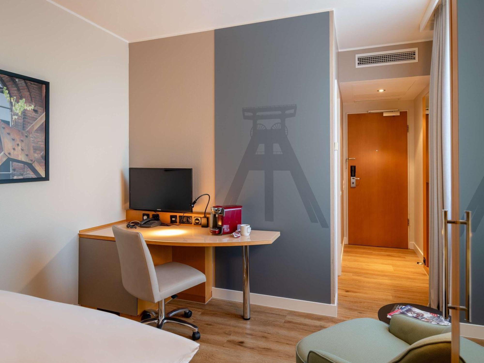 Mercure Hotel Bochum City Exteriör bild